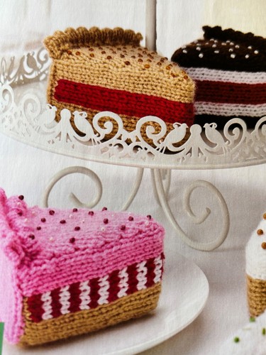Fabulous knitted cakes - fabulous,