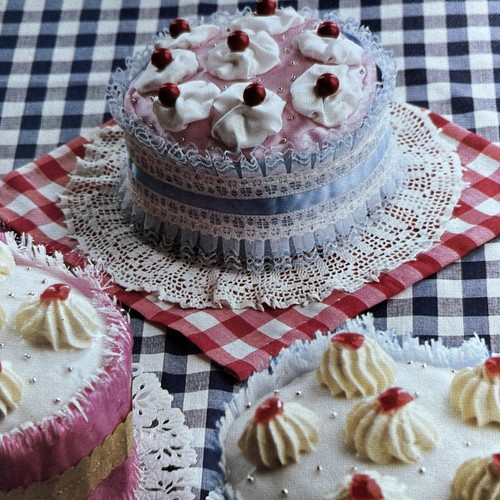 Celebration cake craft pattern - celebration,