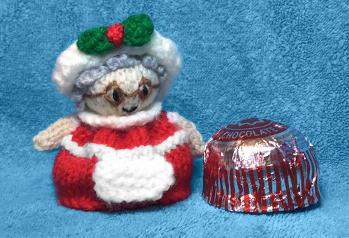 Knitting pattern mother - ,